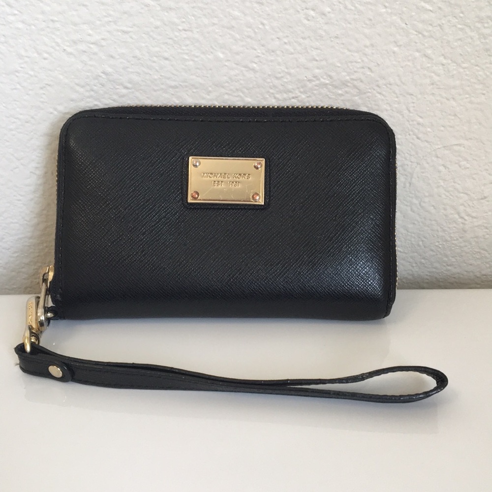Micheal Kors Wallet Wristlet
